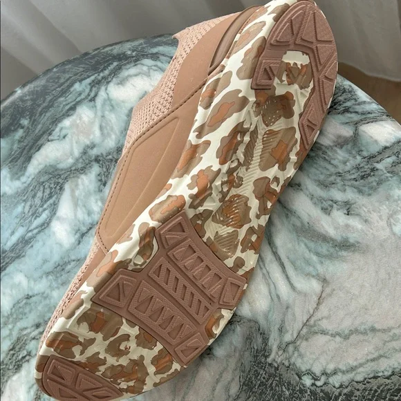 APL Stylish Tan Slip-On Sneakers - Picture 2 of 4